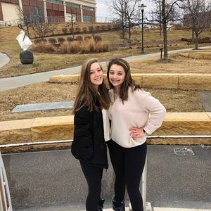 Meet your Posher, Corina